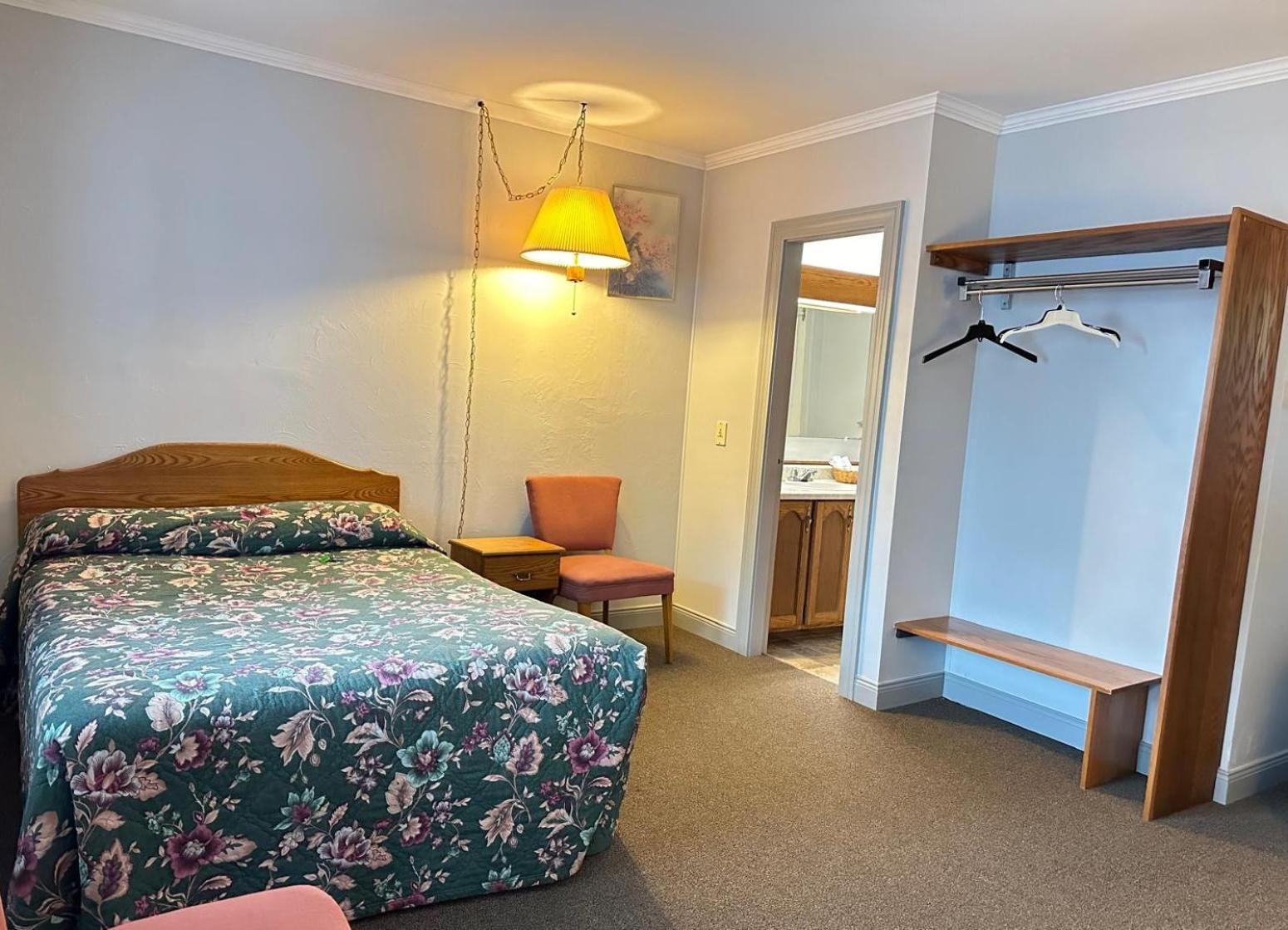 وودستوك Stiles Motel Hill View المظهر الخارجي الصورة